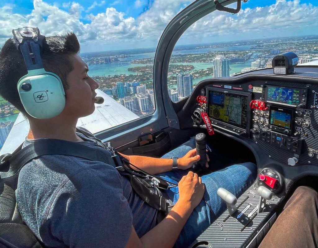 Dynasty Aviation Inc commercial pilot training program in Pembroke Pines Florida